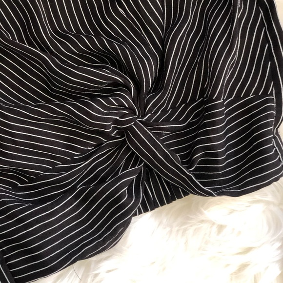 Windsor Black & White Pinstriped Blouse - Picture 6 of 10